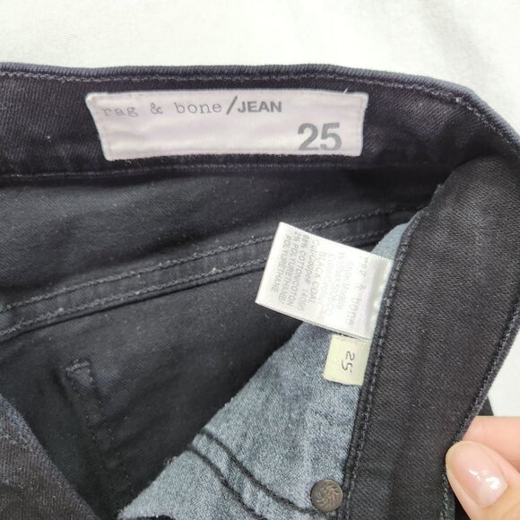 Rag & Bone Jeans Size 25 Flare Leg Frayed Hem10 inch Crop Black - Picture 12 of 16
